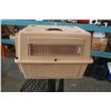 Image 2 : 16' perimeter pet enclosure 3ft tall and varikennel