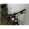 Image 2 : BLACK DEVINCI BIKE