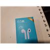 Image 2 : New I 11 true Wireless 5.0 earbuds with charger case