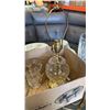 Image 3 : Box of crystal vases, decanters and lamp