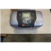 Image 2 : FIBER OPTIC LAMP AND PICTUREMATE PORTABLE PHOTO LAB