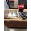 Image 1 : VINTAGE FOLDING MIRROR, HOT PLATE, SOLAR LASER LIGHT AND CABLE