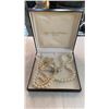 Image 17 : Lot of various jewelry: necklaces bracelets etc