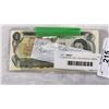 Image 2 : 3 CANADIAN 1973 1 DOLLAR BILLS SERIAL NUMBERS 1 APART