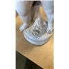 Image 4 : 2 ft tall cast statue