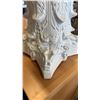 Image 3 : Mexican cast 16" tall stand