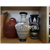 Image 2 : 4 PAINTED VASES