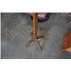 Image 3 : WOOD AND BRASS COAT TREE