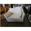 Image 2 : GREY UPHOLSTERED OVERSIZED ARMCHAIR