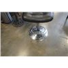 Image 3 : Black leather swivel gas lift bar stool