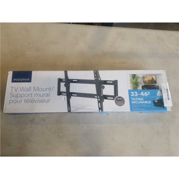 NEW OVERSTOCK INSIGNIA TILTING TV WALL MOUNT 33-46 INCHES 80LB CAPACITY