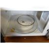 Image 3 : Stainless Kenmore microwave