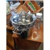 Image 2 : LAGOSTINA POT/VEGETABLE STEAMER, METAL PAIL, WOOD BOTTLE CRATE AND WIRE TRAY