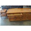 Image 4 : OAK 2 DRAWER SERVER