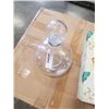 Image 3 : 4 new artificial orchids and decanter
