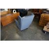 Image 6 : MODERN GREY WINGBACK BUTTONBACK CHAIR AND OTTOMAN