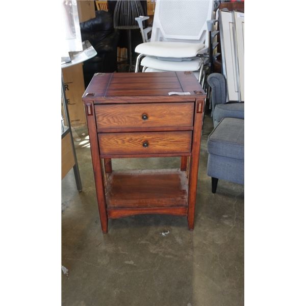 2 DRAWER WOOD NIGHTSTAND