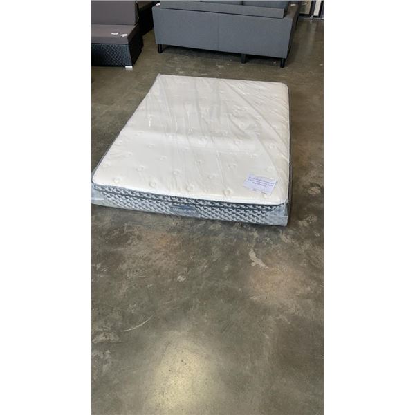 FLOOR MODEL BEAUTYREST ELLISON QUEEN SIZE EURO TOP MATTRESS - RETAIL $1199