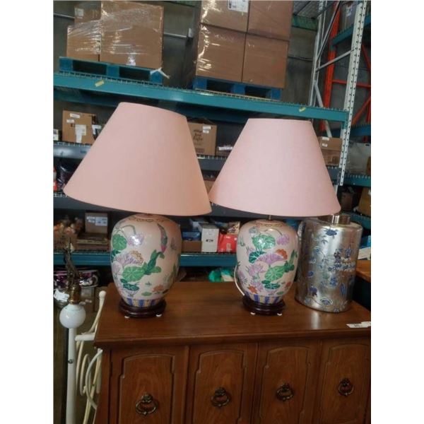 2 hand painted porcelain table lamps