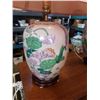Image 2 : 2 hand painted porcelain table lamps