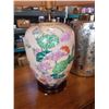 Image 3 : 2 hand painted porcelain table lamps