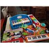 Image 5 : KIDS XYLOPHONES AND KEYBOARD