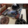 Image 2 : BAKING ITEMS AND CAST IRON GRIDDLE