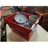 Image 1 : BOX OF EASTERN DISHES