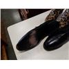 Image 4 : MENS DRESS SHOES AND LADIES HEELS AND EARWAX CLEANERS