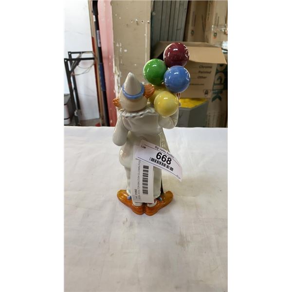 ROYAL DOULTON BALLOON CLOWN FIGURE HN 2894 9-1/2 INCHES TALL