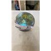Image 2 : ART GLASS VASE APPX 7 INCHES TALL