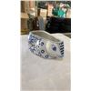 Image 8 : LOT OF BLUE AND WHITE ORIENTAL DISHES, ACE GIFT MINI TEA SET, AND LADY FIGURE