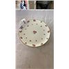 Image 11 : LOT OF CHINA PLATES AND PLATTERS, ROYAL TUNSTALL, DOULTON, ROYAL IVORY AND OTHER