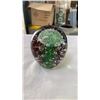Image 2 : 2 UNIQUE ART GLASS VASES AND ART GLASS JELLYFISH PAPERWEIGHT
