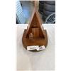Image 1 : VINTAGE WOOD HOUSE FIGURE