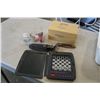 Image 2 : TRAY OF POCKET KNIVES, MULTI TOOLS, CHESS SET