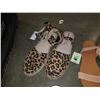 Image 2 : 3 pair of as new ladies flat shoes size 9