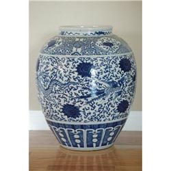 Large Chinese Blue and White Porcelain Jar    #1614325