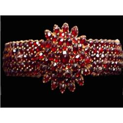 BOOKPIECE 1880's 400 Garnet bracelet #1614691