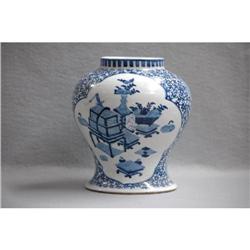 Blue  and  white  porcelain  vase. #1626544