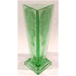 New Martinsville Glass Green Modernistic Vase #1626770