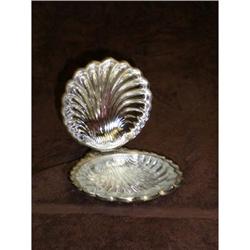 Clam Shell Opens with Glass Insert Hugo #1634755