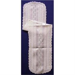 PRETTY ANTIQUE RUNNER - SATIN & LACE #1634968
