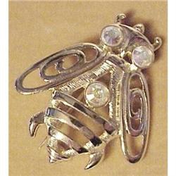 LOVELY  BROOCH - LARGE RHINESTONE BEE #1634977