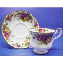 SHABBY CHIC Old Country Roses CUP & SAUCER #1634997