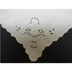 FINE MADEIRA & EMBROIDERY NAPKINS #1635029