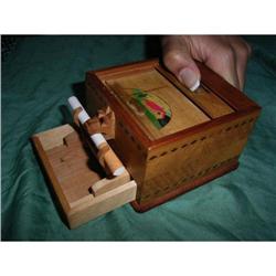 Cigaret Box #1637100