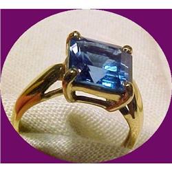 14K Gold Ring with Square Blue Topaz sz 5 #1646482