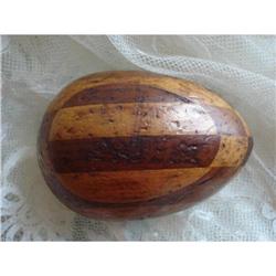 VICTORIAN ENGLISH TREENWARE DARNING EGG #1646552