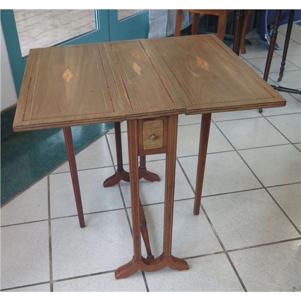 Vintage Wooden Folding Game Table 26" x 22" 24.5"